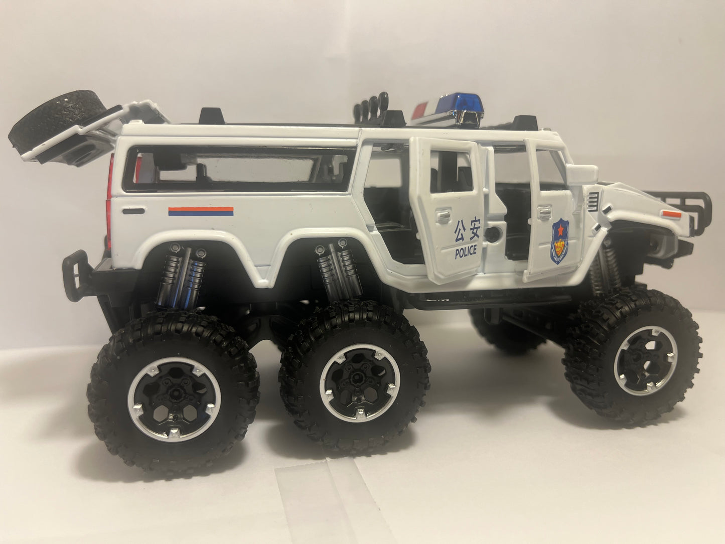 1/32 Diecasts Hummer H2 6*6 Tire Alloy Car Model